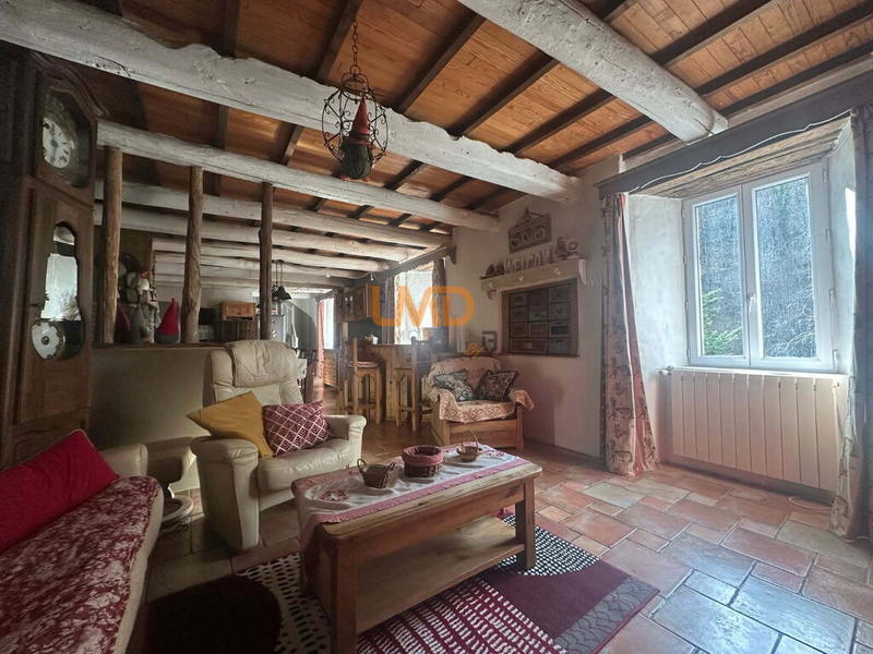 Mas - 162 m² - 10 pièces