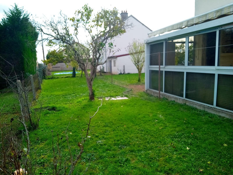 Maison - 80 m² - 5 pièces