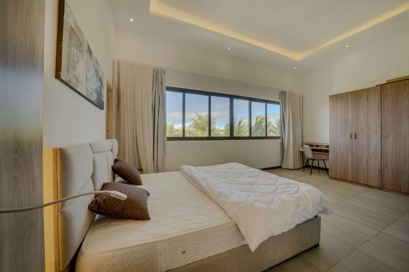 Villa - 377 m² - 7 pièces