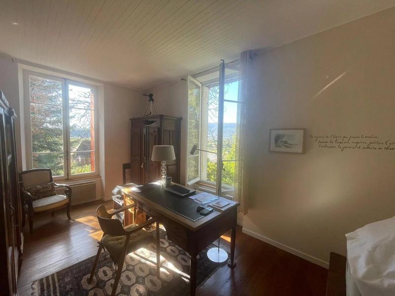 Maison - 136 m² - 5 pièces