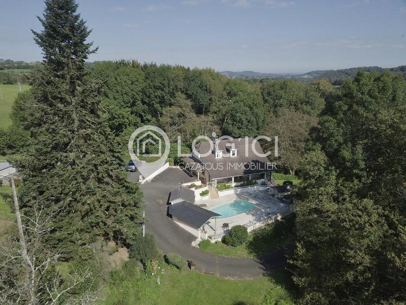 Maison - 135 m² - 6 pièces