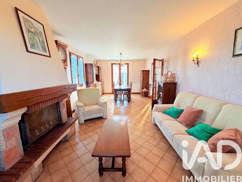 Maison - 90 m² - 5 pièces