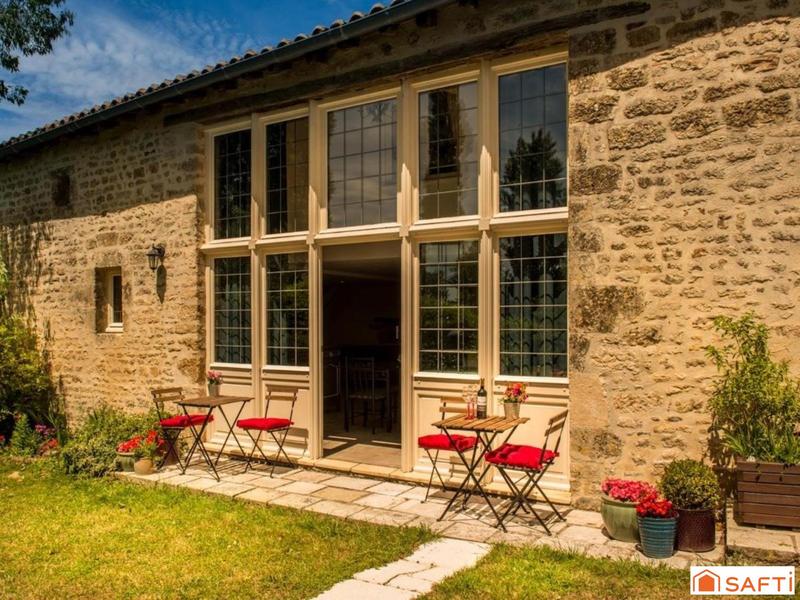 Château - 495 m² - 15 pièces