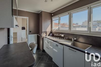 Appartement - 102 m² - 4 pièces