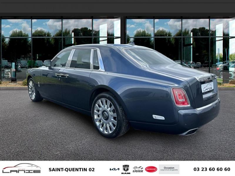 Rolls-Royce Phantom 8