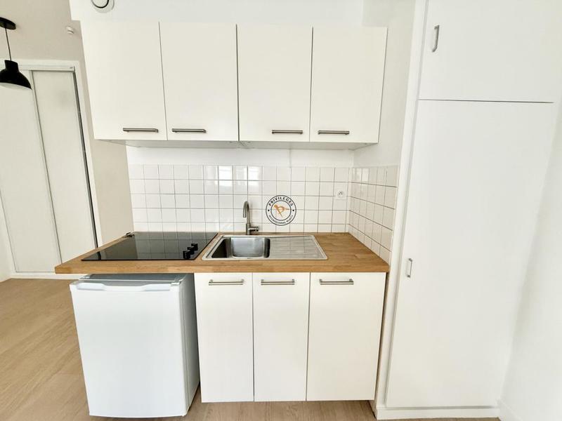 Studio - 24 m² - 1 pièce