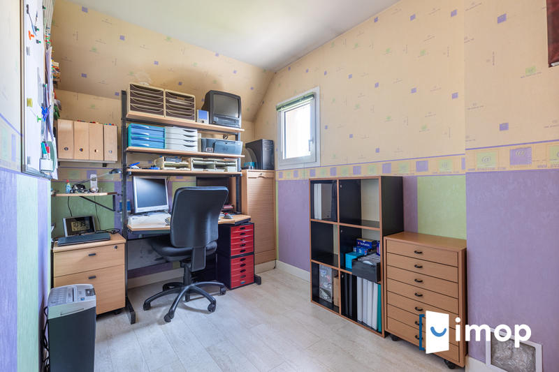 Maison - 97 m² - 5 pièces