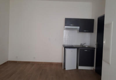 Studio - 25 m² - 1 pièce