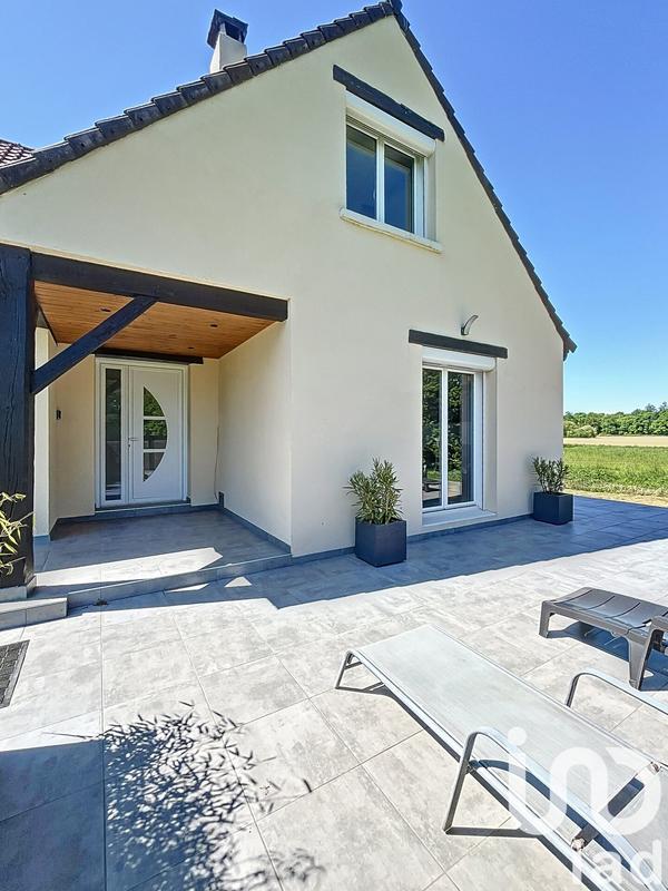 Maison - 216 m² - 7 pièces