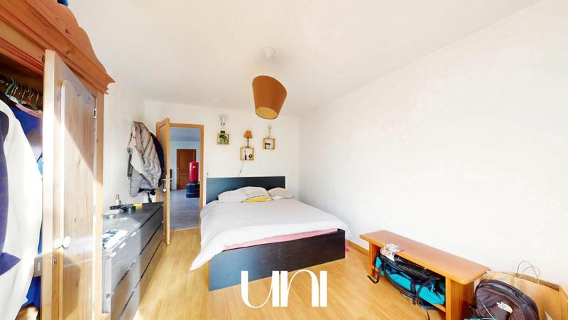 Maison - 365 m² - 12 pièces