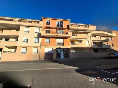 Appartement - 82 m² - 4 pièces