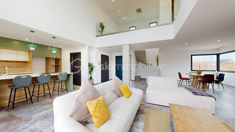 Maison - 150 m² - 5 pièces