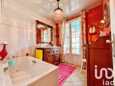 Maison - 157 m² - 4 pièces