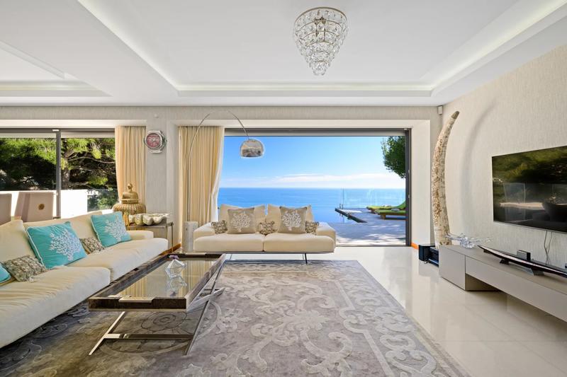 Villa - 300 m² - 9 pièces