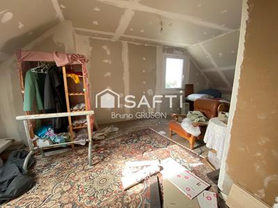 Maison - 156 m² - 8 pièces