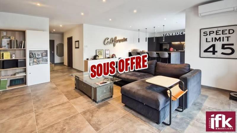 Appartement - 90 m² - 3 pièces