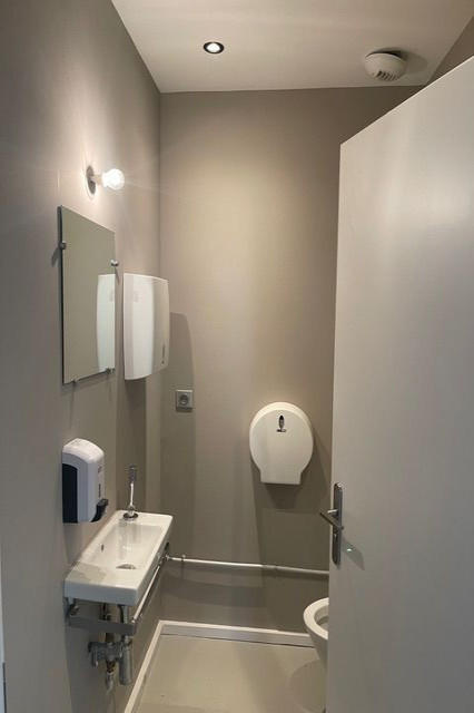 Local commercial - 200 m²