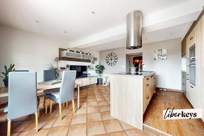 Maison - 123 m² - 5 pièces