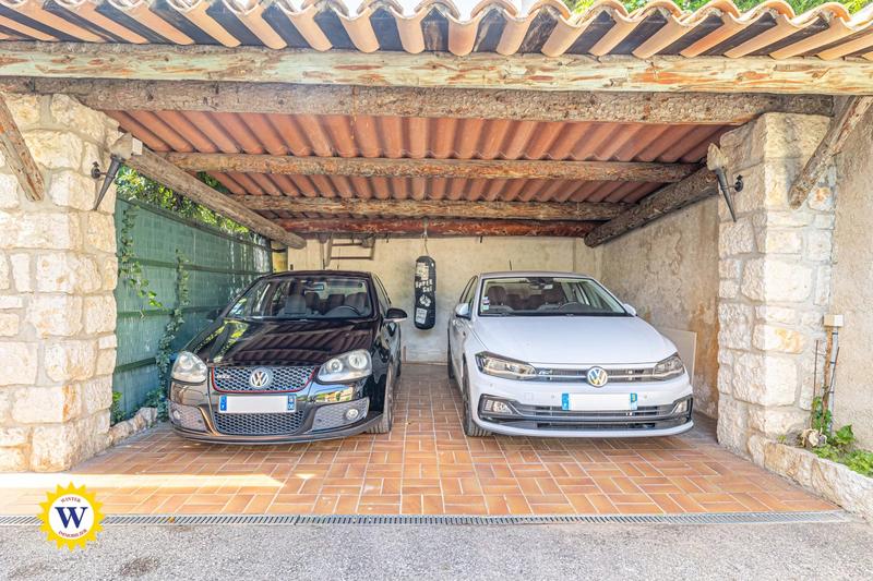 Villa - 211 m² - 7 pièces