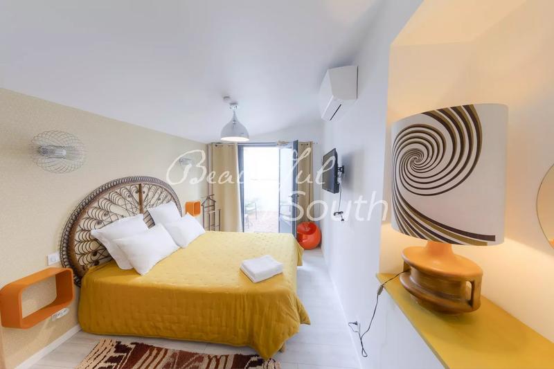 Maison chambre d'hôtes - 305 m² - 8 pièces