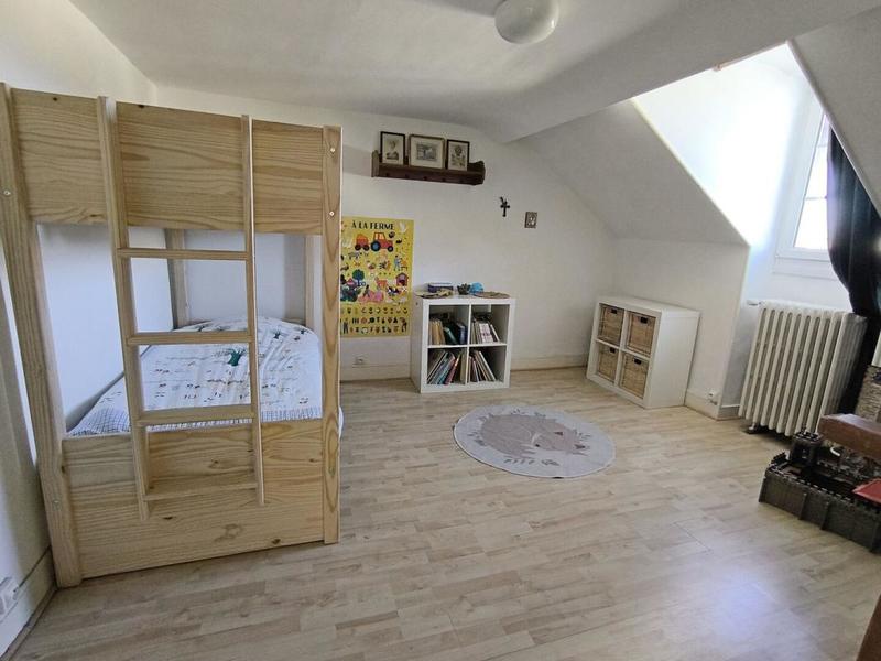 Maison - 142 m² - 7 pièces