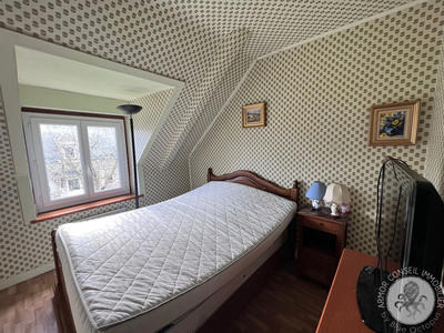 Maison - 333 m² - 16 pièces