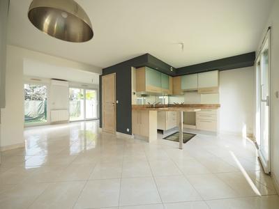 Maison - 69 m² - 3 pièces