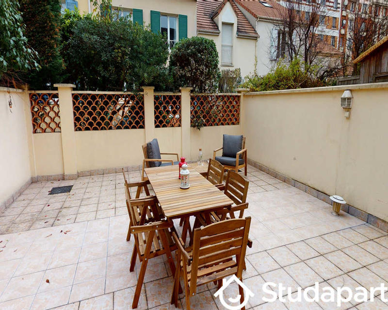 Chambre - 110 m² - 1 pièce