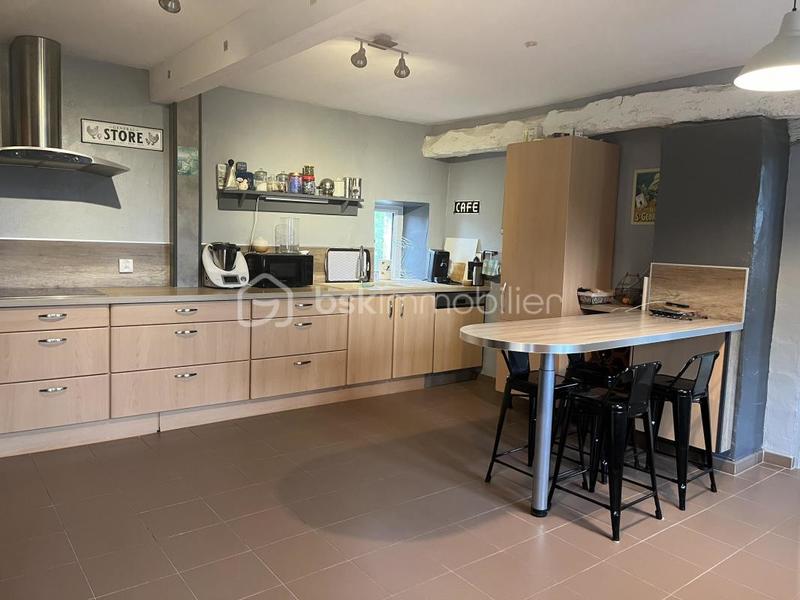 Maison - 153 m² - 7 pièces