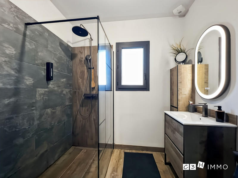 Maison contemporaine - 140 m² - 5 pièces