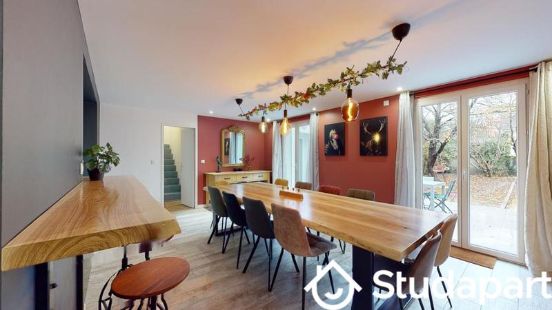 Chambre - 11 m² - 1 pièce