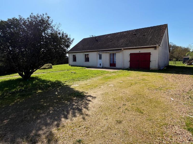 Maison traditionnelle - 90 m² - 5 pièces