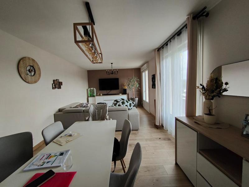 Maison - 88 m² - 4 pièces