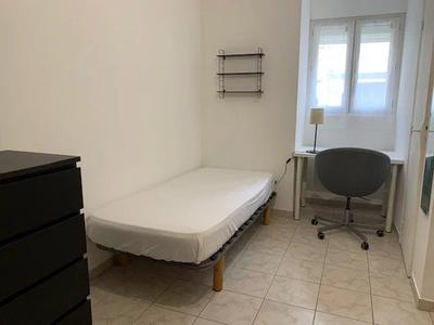 Immeuble - 6 pièces