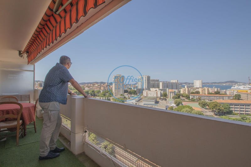 Appartement - 93 m² - 4 pièces