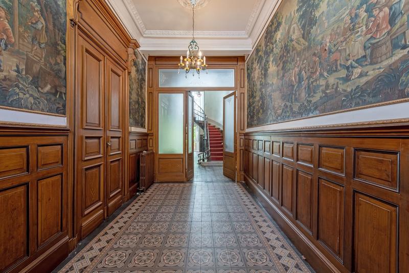 Maison bourgeoise - 385 m² - 12 pièces