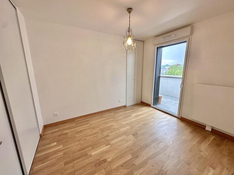 Appartement - 82 m² - 4 pièces