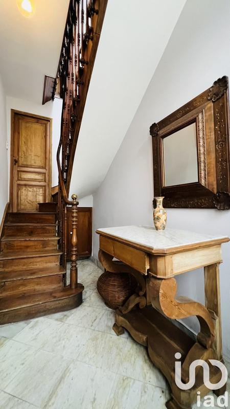 Maison de ville - 180 m² - 5 pièces