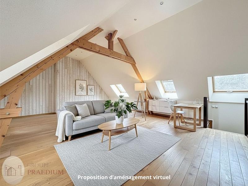 Maison - 202 m² - 8 pièces