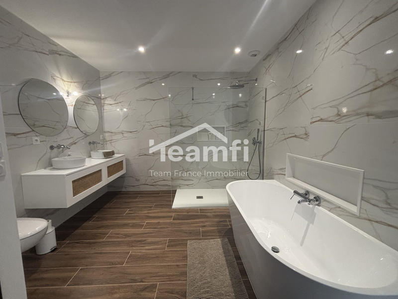 Maison - 150 m² - 5 pièces