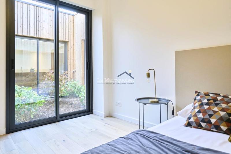 Maison - 226 m² - 6 pièces