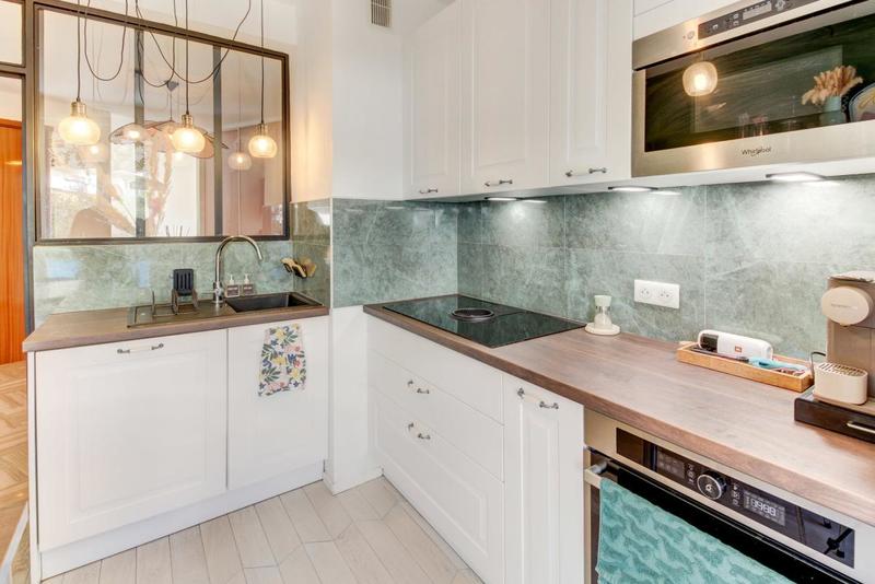 Appartement - 90 m² - 4 pièces