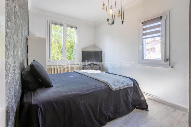 Maison traditionnelle - 150 m² - 7 pièces