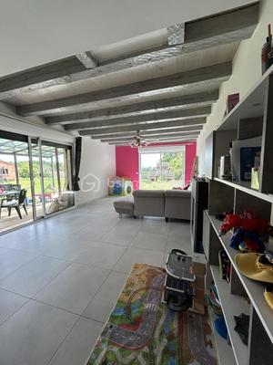 Maison - 120 m² - 4 pièces