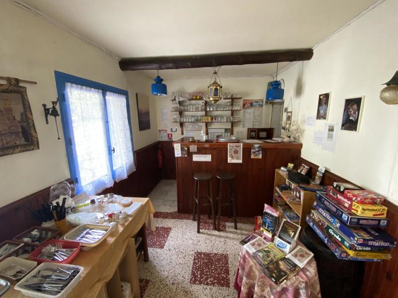 Maison - 334 m² - 13 pièces