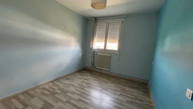Appartement - 89 m² - 5 pièces