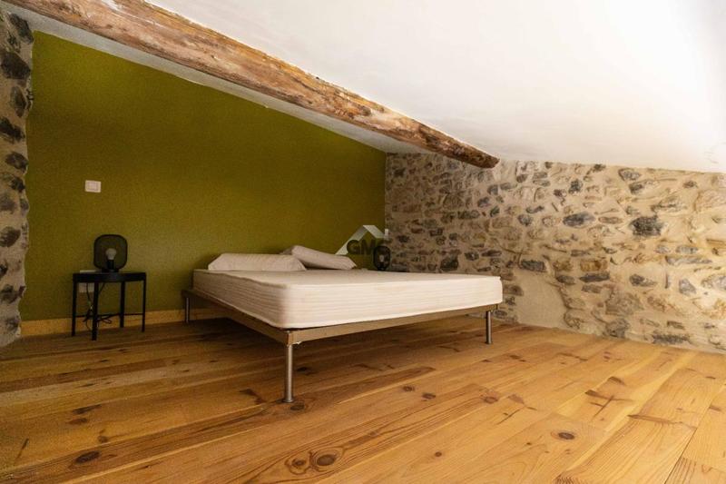 Maison - 165 m² - 6 pièces