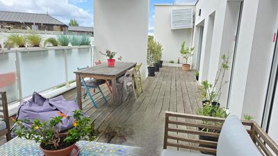 Appartement - 104 m² - 4 pièces