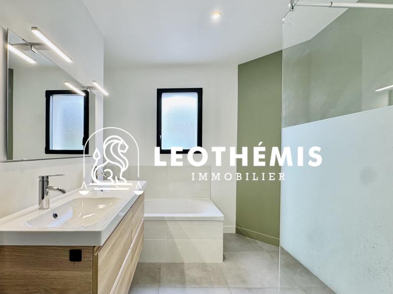 Maison - 111 m² - 5 pièces