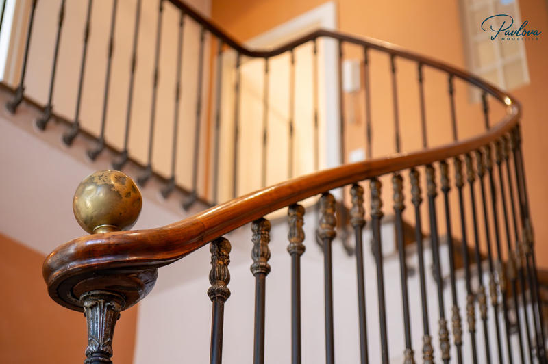 Maison - 203 m² - 6 pièces